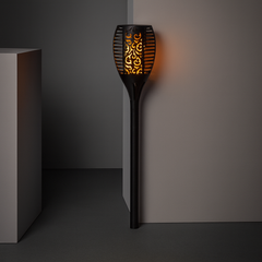 Durable IP65 solar flame torch light with realistic LED flame pattern for outdoor garden pathways and patios