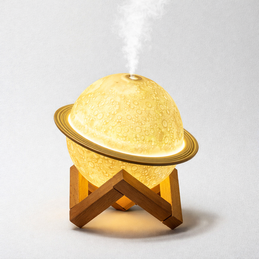 Planet humidifier lamp with warm LED glow for bedroom